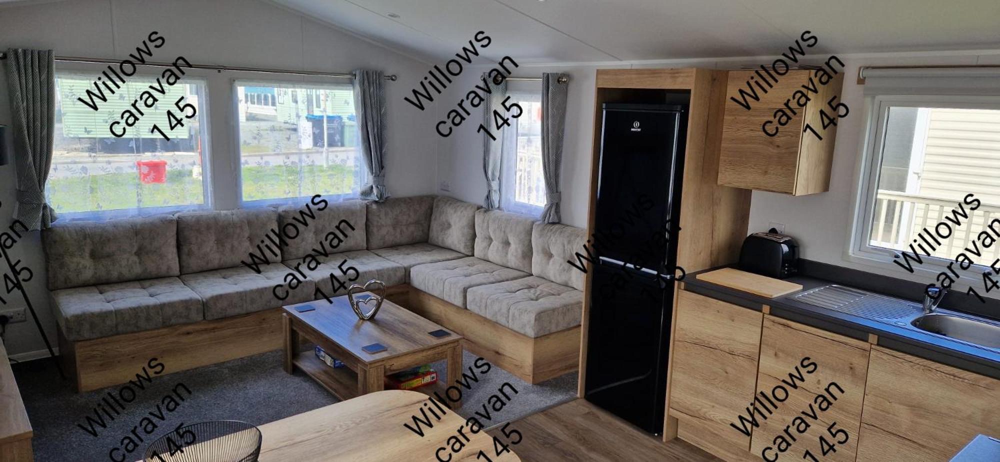 Willows Caravan 145 Llanddwywe Extérieur photo